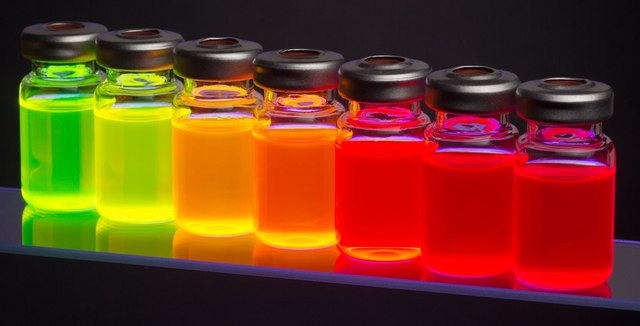 CdSe/ZnS core-shell type quantum dots